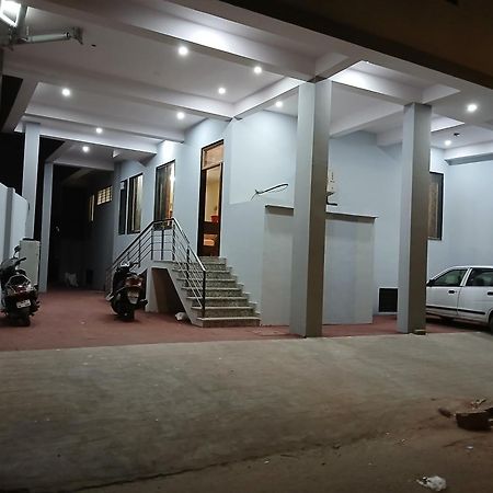 Hotel G M I, Sikar Road Jaipur Exterior photo