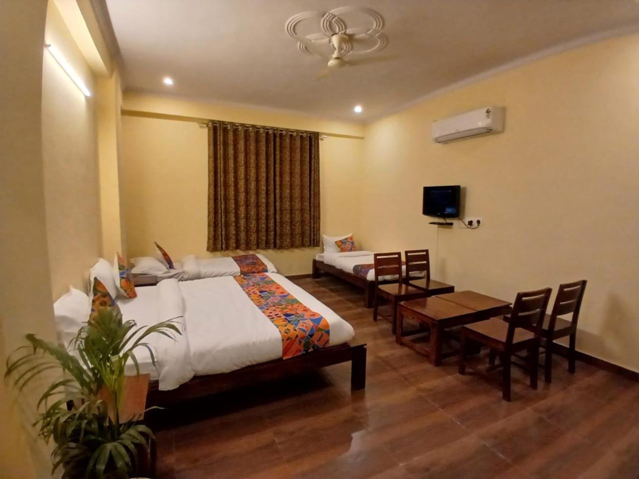 Hotel G M I, Sikar Road Jaipur Exterior photo