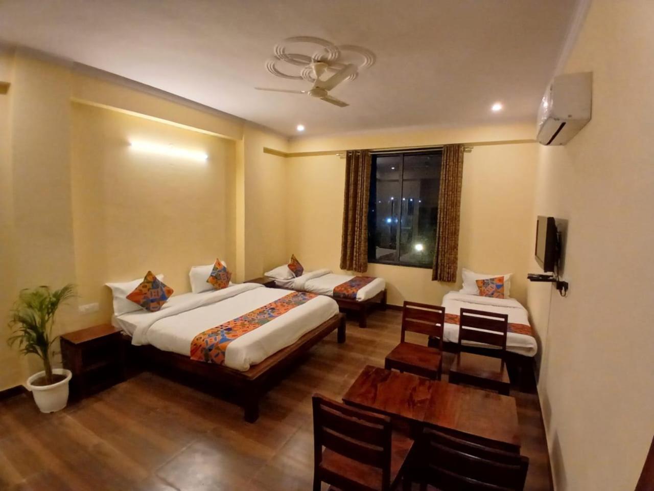 Hotel G M I, Sikar Road Jaipur Exterior photo
